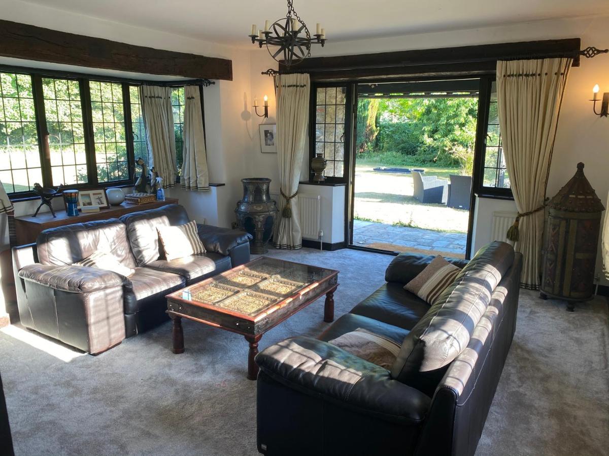 Chichester Retreat With Large Private Mature Garden Kültér fotó