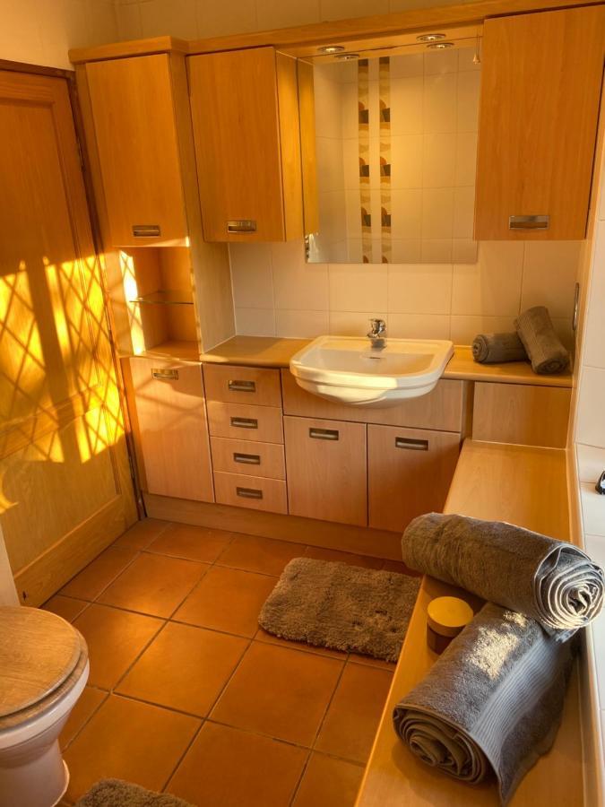 Chichester Retreat With Large Private Mature Garden Kültér fotó
